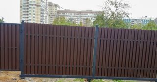 Купить распашные ворота из штакетника Медногорск, цена от 2725 руб.