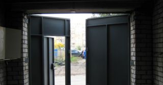 Купить гаражные ворота распашные Медногорск, цена от 3856 руб.