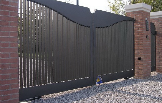 Купить новые ворота Абакан откатные в Медногорске по цене от 82248 руб